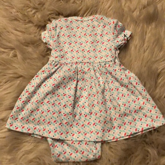 🚫SOLD🚫🌸🌸Carter’s dresses and short set🌸🌸 - Picture 3 of 8